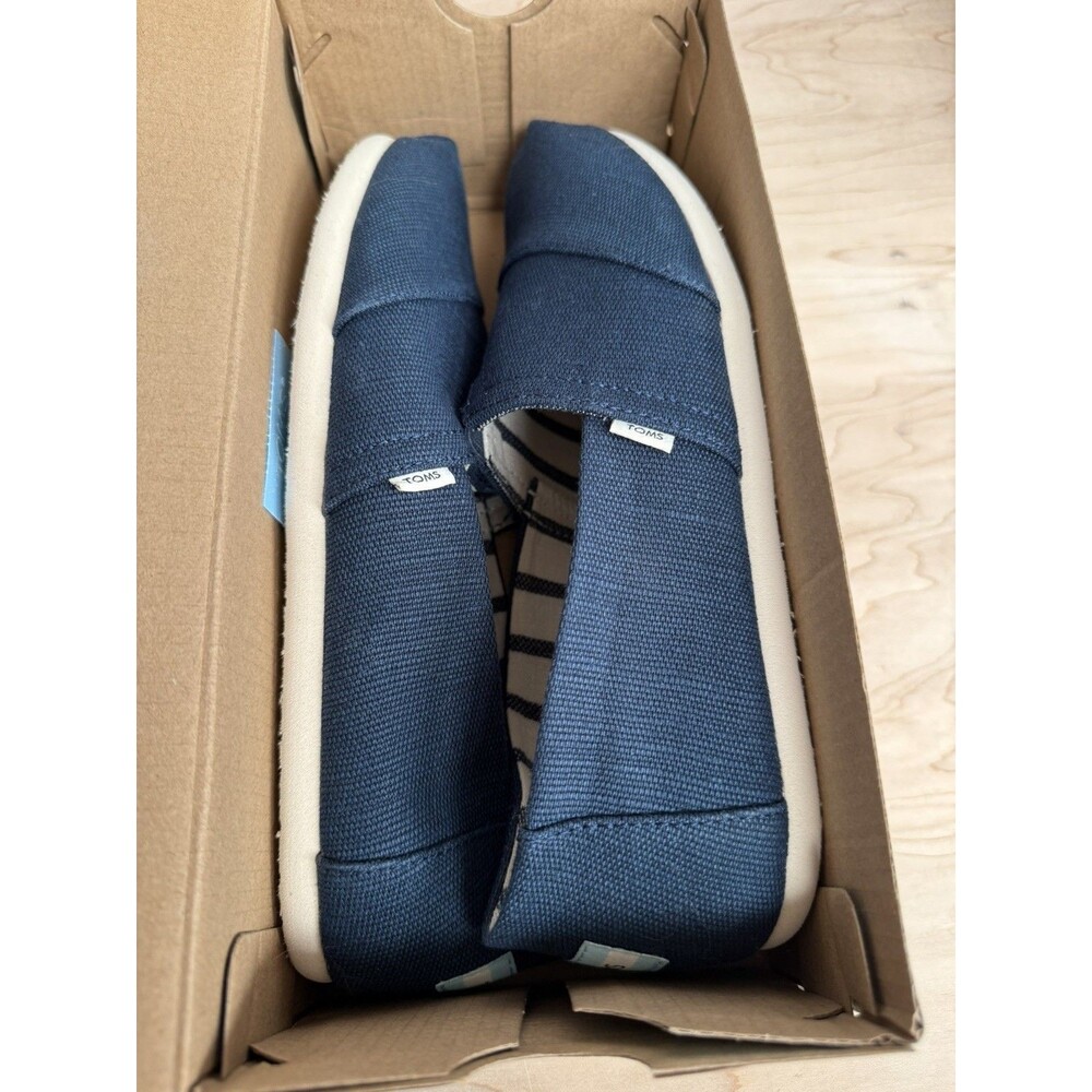 TOMS Heritage Classic Earthwise Size W 8 Blue Canvas Slip Flats Shoes Excellent